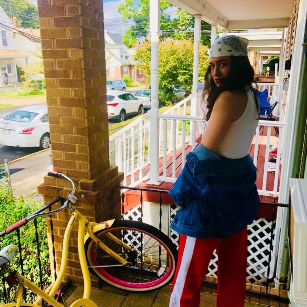 Meet your Posher, Maria